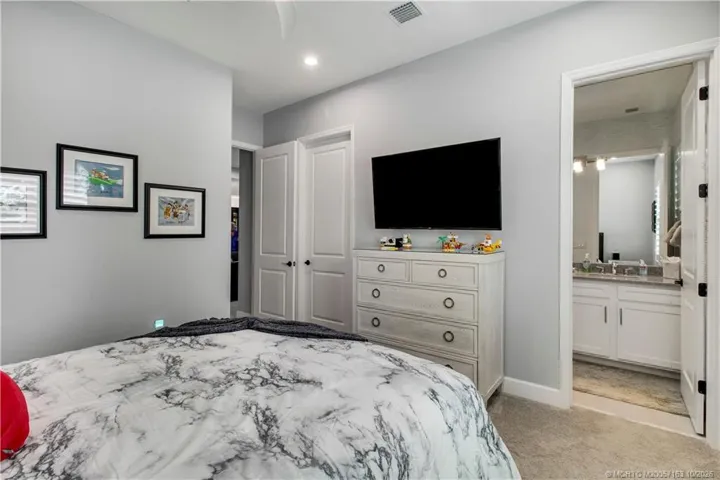 Side Bedroom
