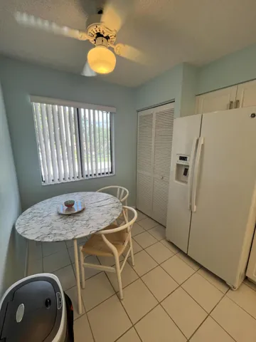 eat-in-kitchen will accomodate a table for two