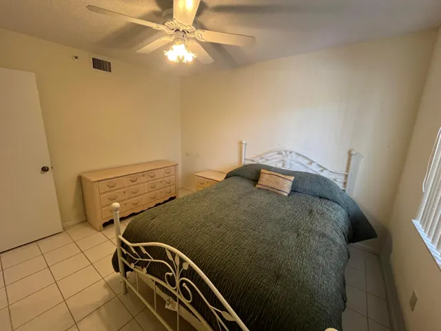 guest/2nd bedroom