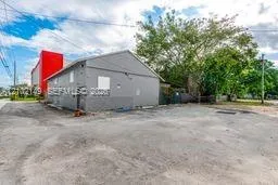 Property photo 28