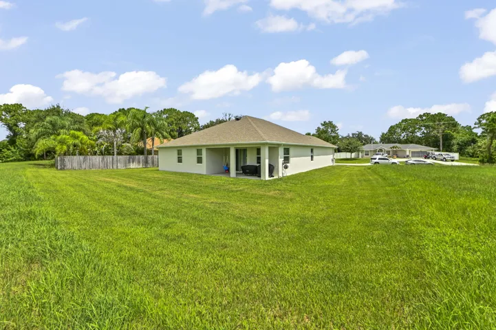 Spacious Backyard