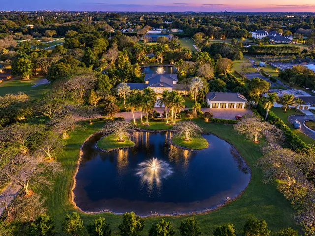 AERIAL VIEW OF FRONT IF MAIN HOUSE