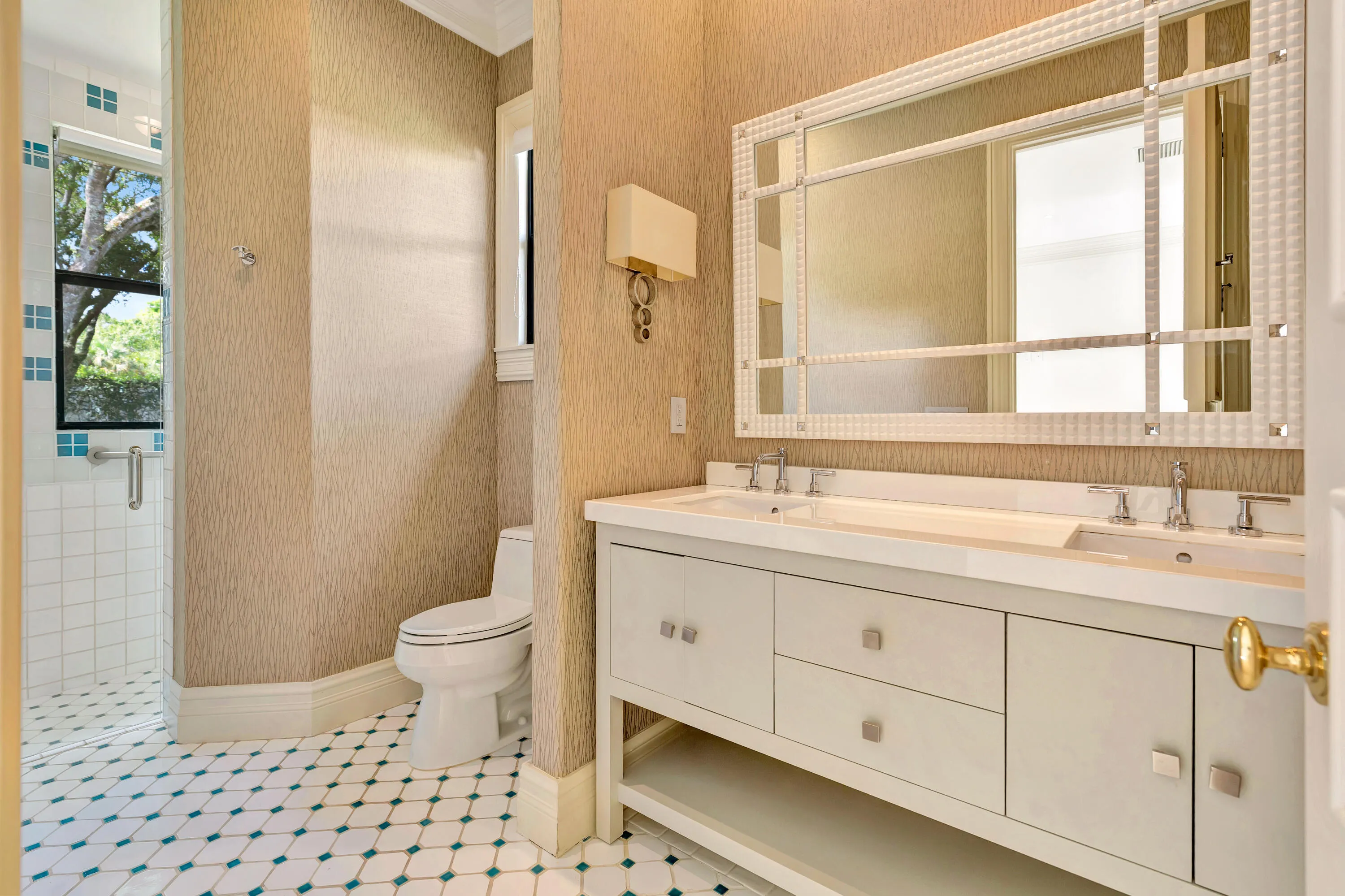 Property photo 38