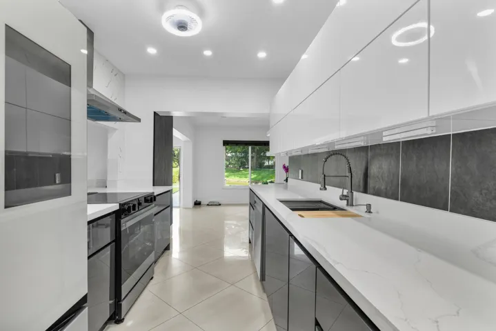 5707 White Hickory Cir, Tamarac -62