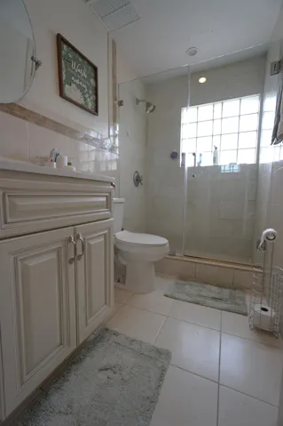 Down stairs, Full Bathroom
