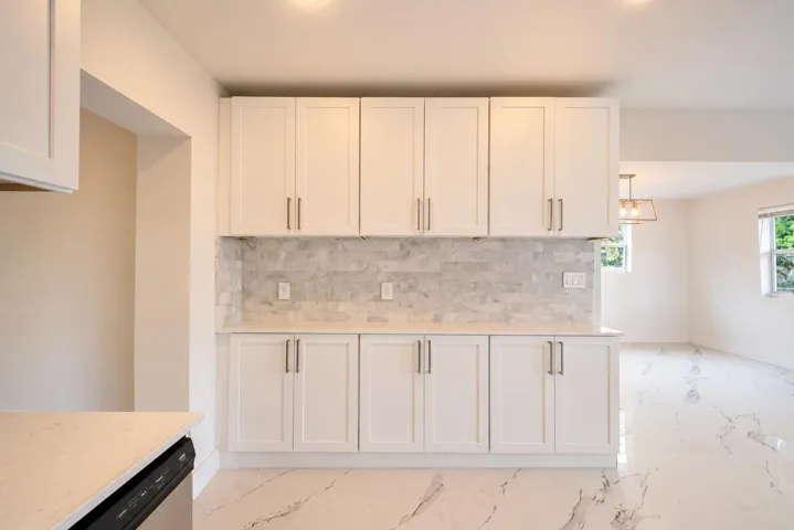 3370 wall of cabinets kitchen