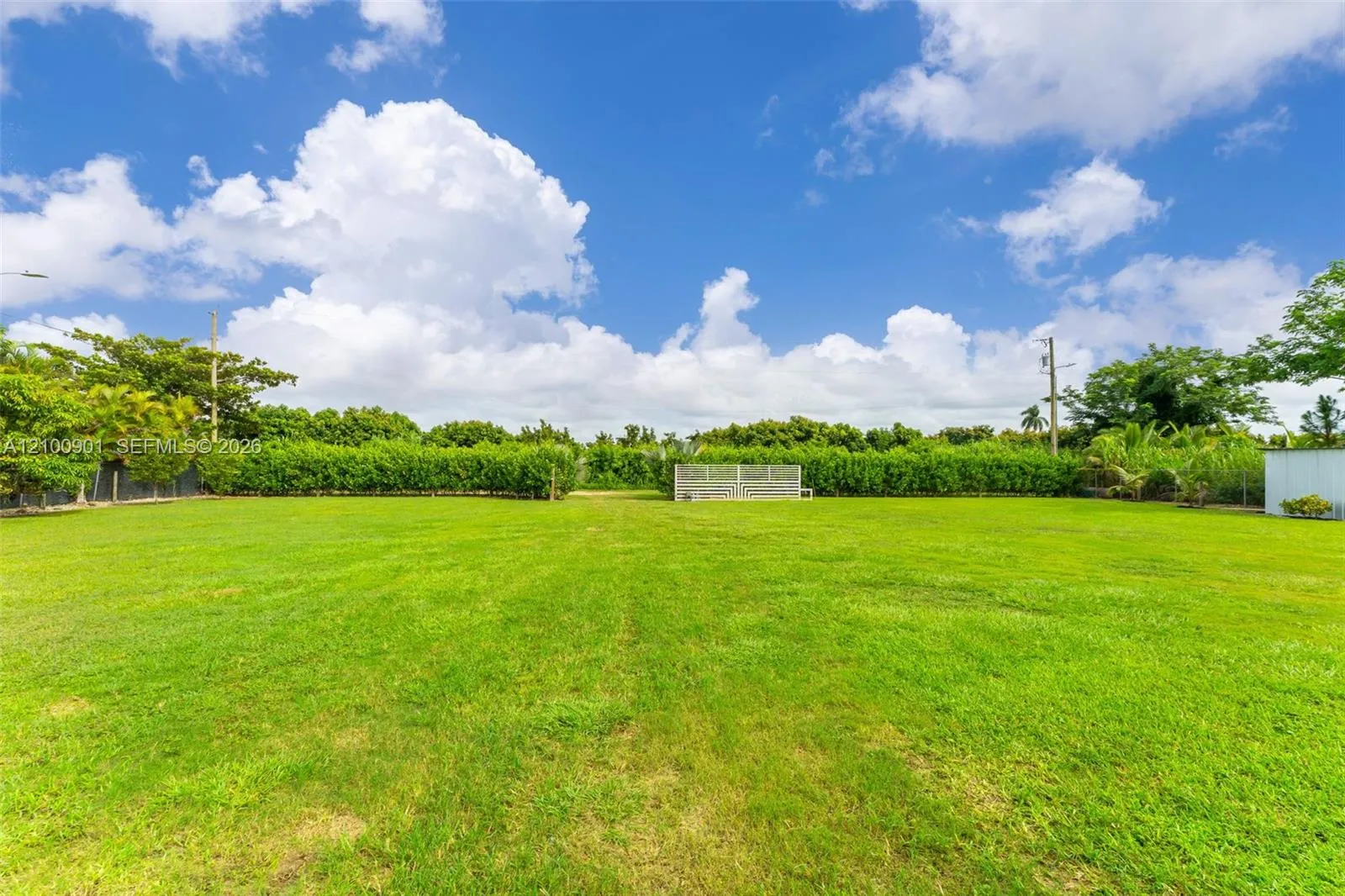Property photo 28