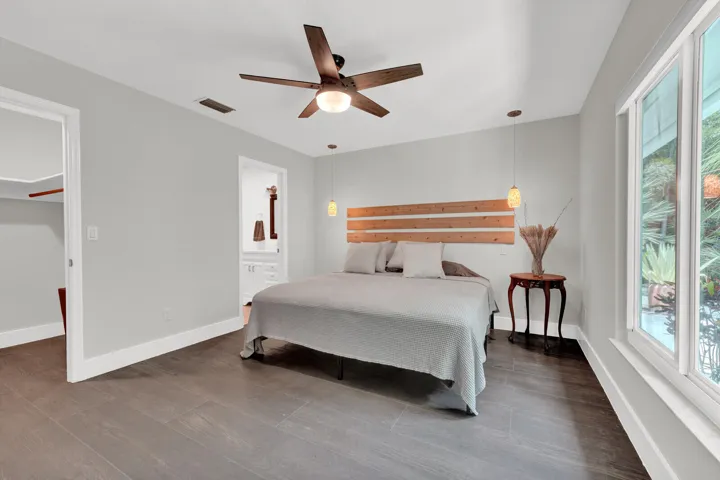 bed 1 12216