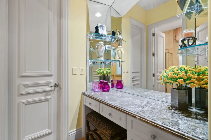 209GrandPointeDr(73)