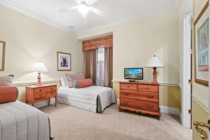 209GrandPointeDr(76)