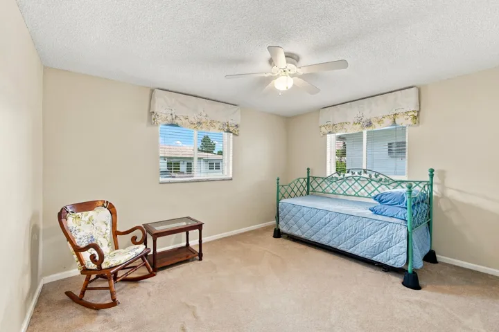 24_stl_8825