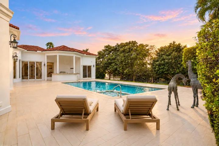 Pool & Patio