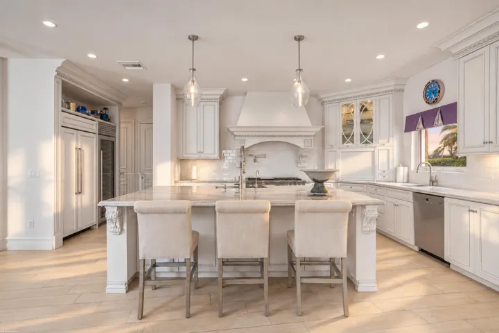 Center Island Kitchen