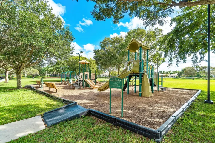 Isles at Wellington - playground
