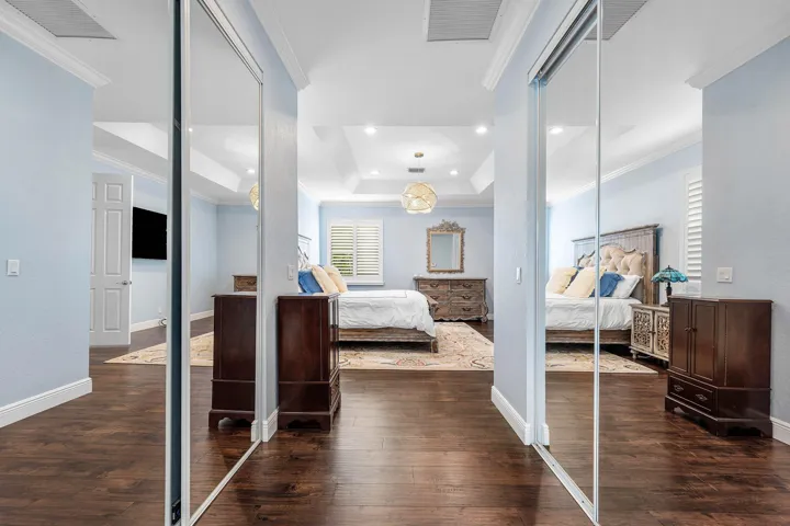 Upstairs Primary bedroom