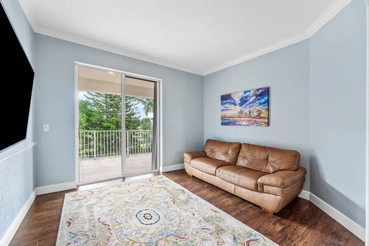 Upstairs living area/ playroom/ flex space