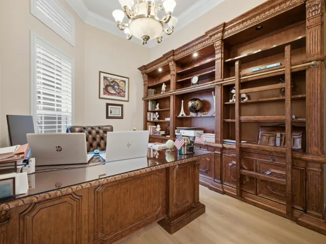 Office 1