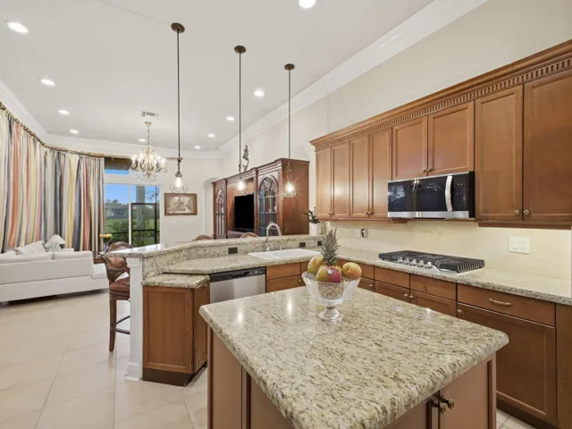Kitchen 5