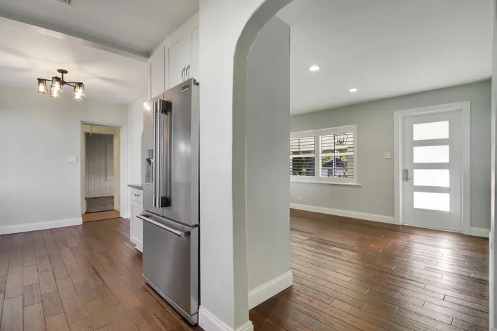 Kitchen living