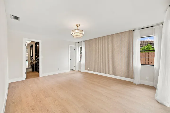 29-web-or-mls-10742-nw-18th-ct