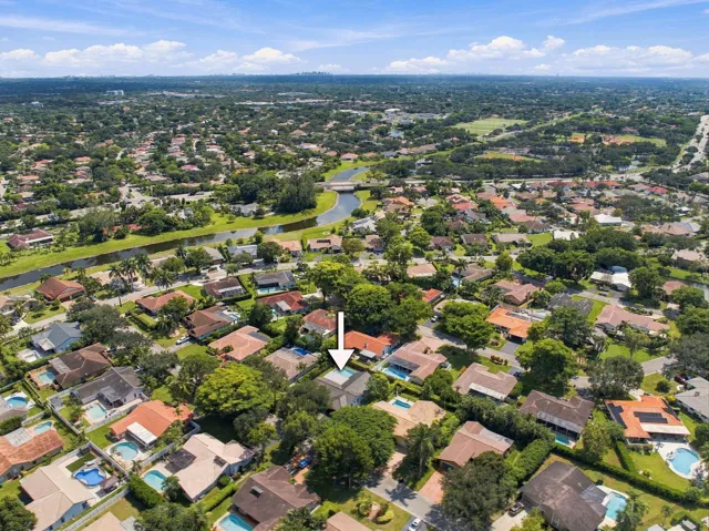 1-web-or-mls-10742-nw-18th-ct