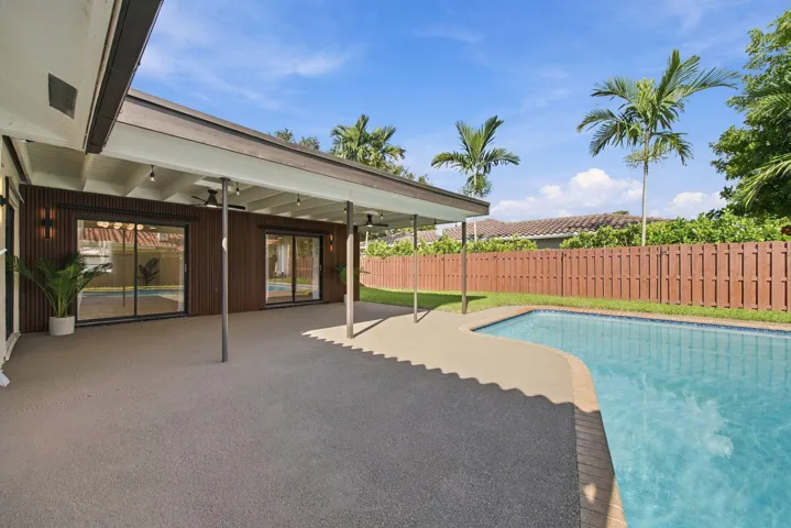 49-web-or-mls-10742-nw-18th-ct