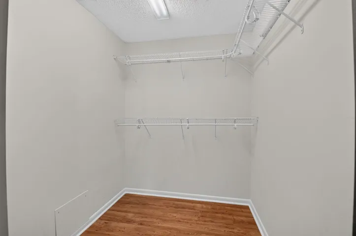Walk-in closet