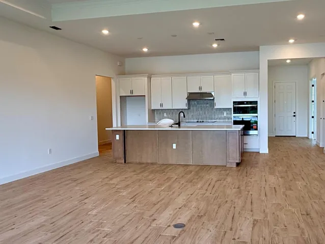 112 Kitchen