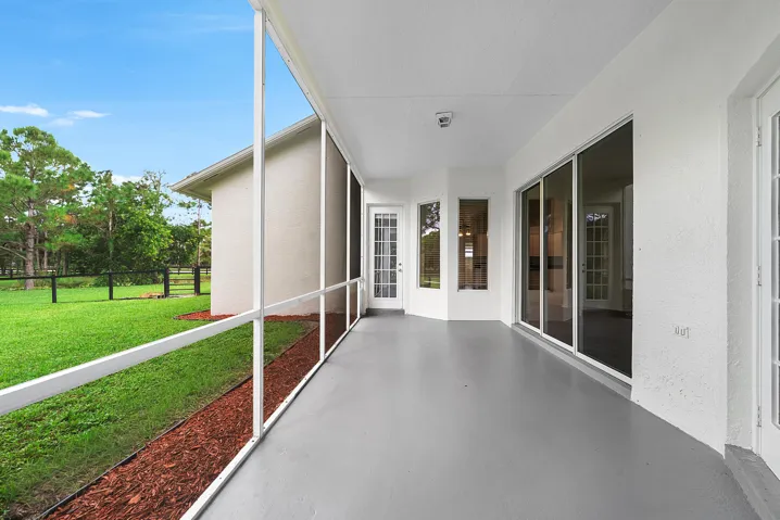 Screened-In Patio