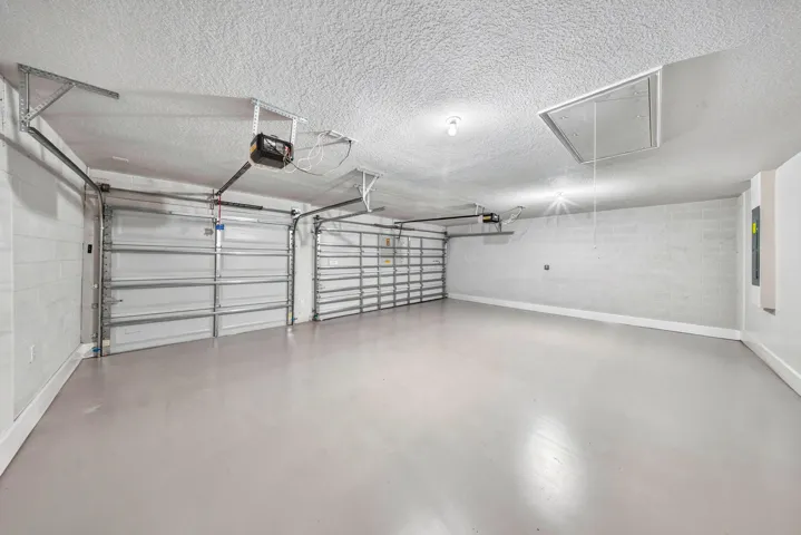 1823FBD9-DC16-4F63-B631-AD59A9BF4529