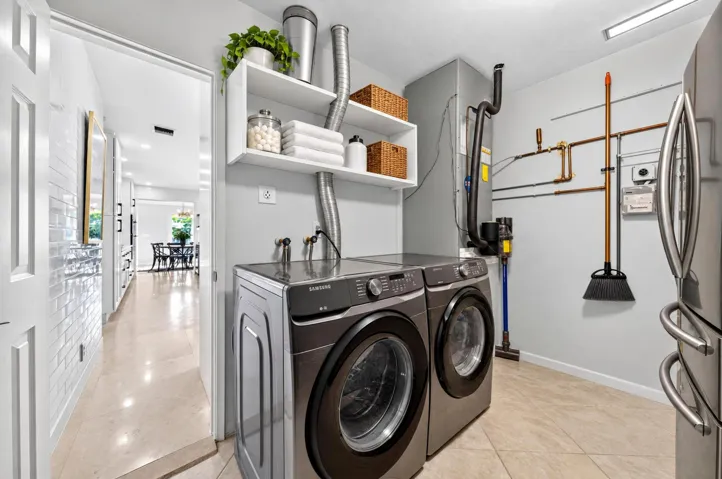 063-052-Laundry Room-4000x2656