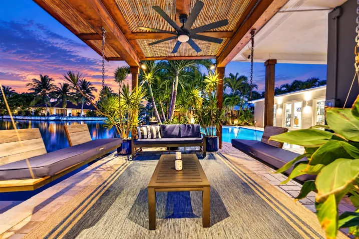 037-057-Patio-4000x2675