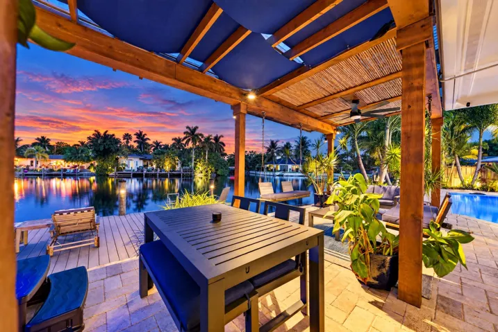 071-049-Patio-4000x2675