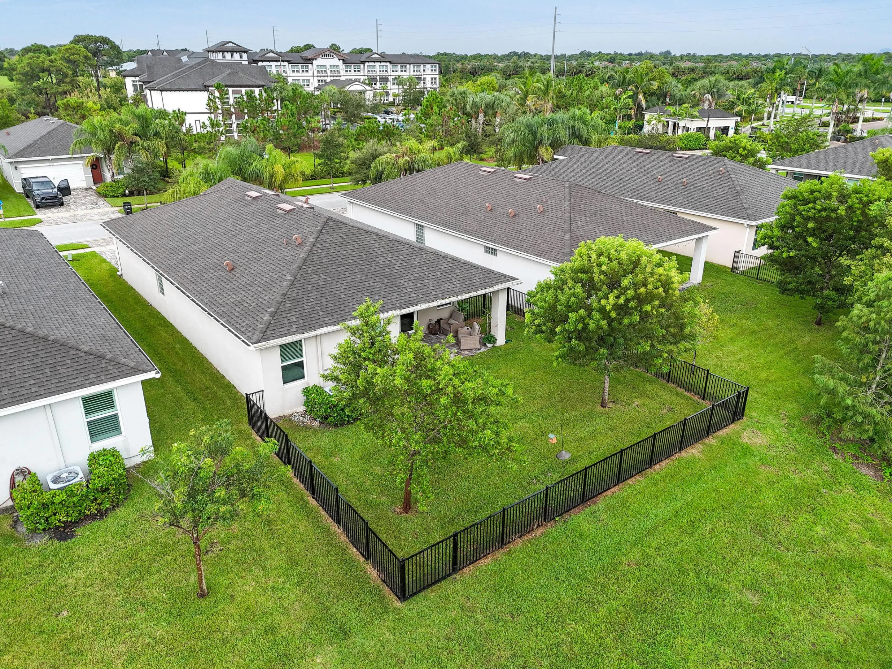Property photo 93
