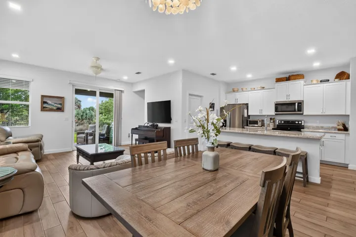 7238SEPineValleyCt(11)