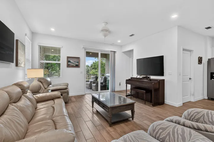 7238SEPineValleyCt(13)