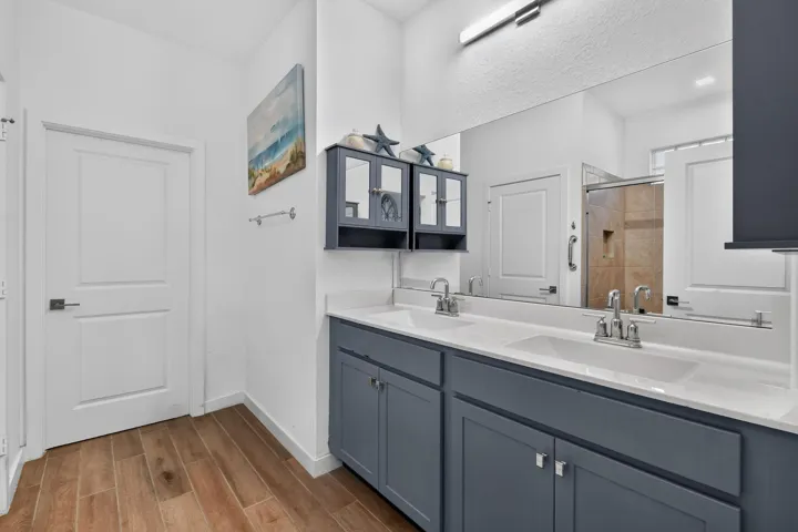 7238SEPineValleyCt(28)