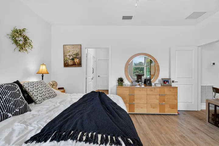 7238SEPineValleyCt(25)