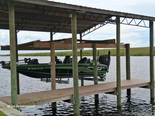boat dock and lift