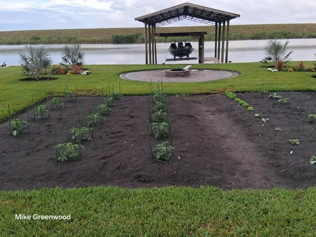 garden and boat dock and lift