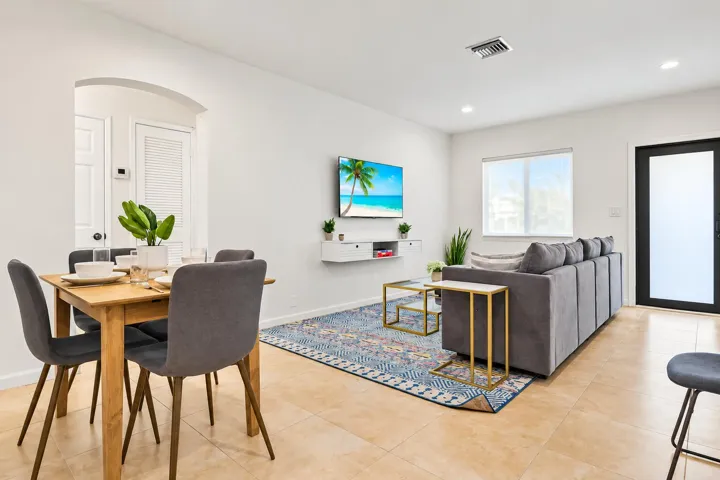 living room(1)