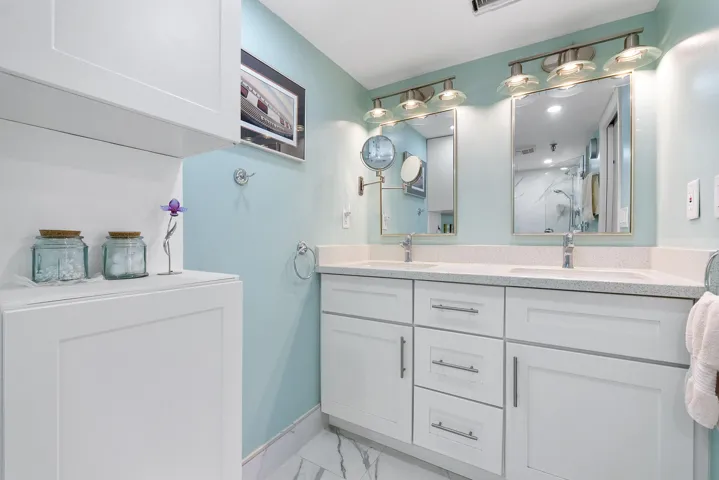 Dual sinks, extra storage cabinets