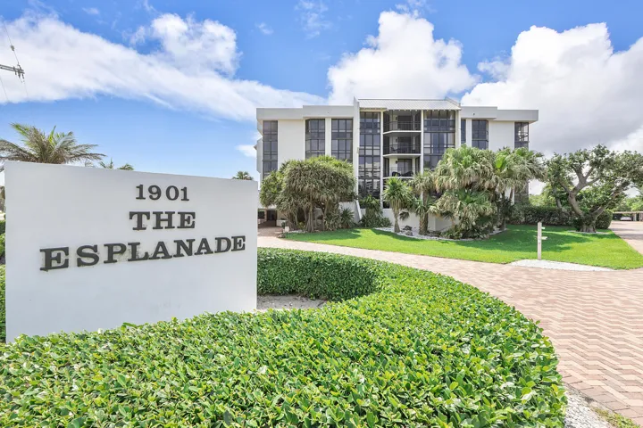 Your new Beachside home in Boca Raton