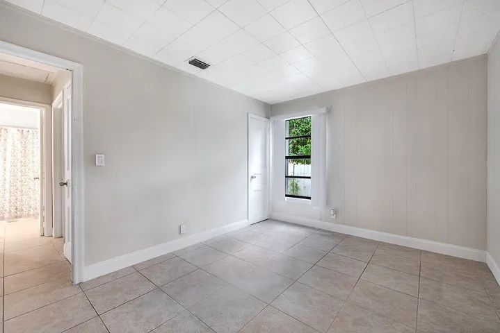 Bedroom #1