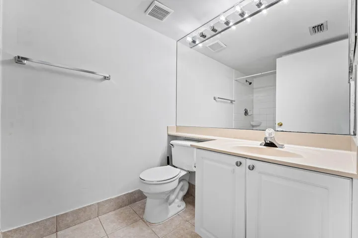 024-200CrestwoodCourtNorth-211-RoyalPalm