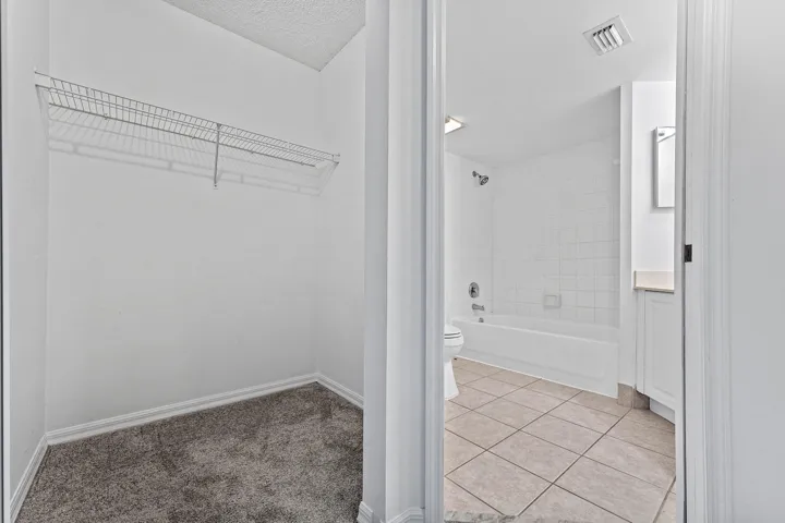 019-200CrestwoodCourtNorth-211-RoyalPalm