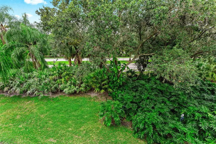 028-200CrestwoodCourtNorth-211-RoyalPalm