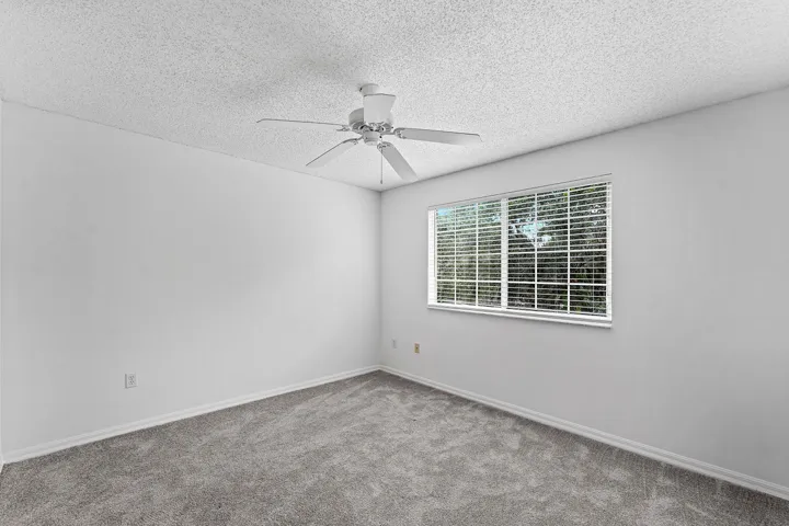 017-200CrestwoodCourtNorth-211-RoyalPalm