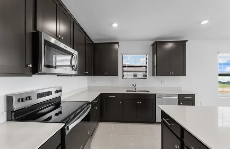 SWFL_CX_CAL_09600_Hanover_Kitchen 2