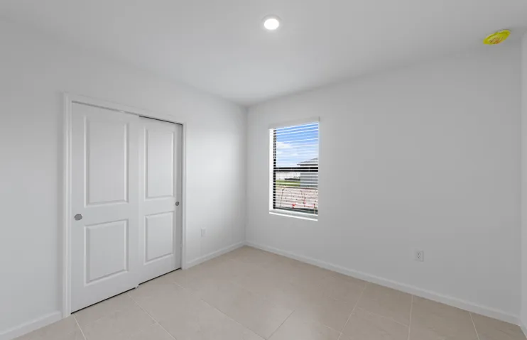 SWFL_CX_CAL_09600_Hanover_Bed 4